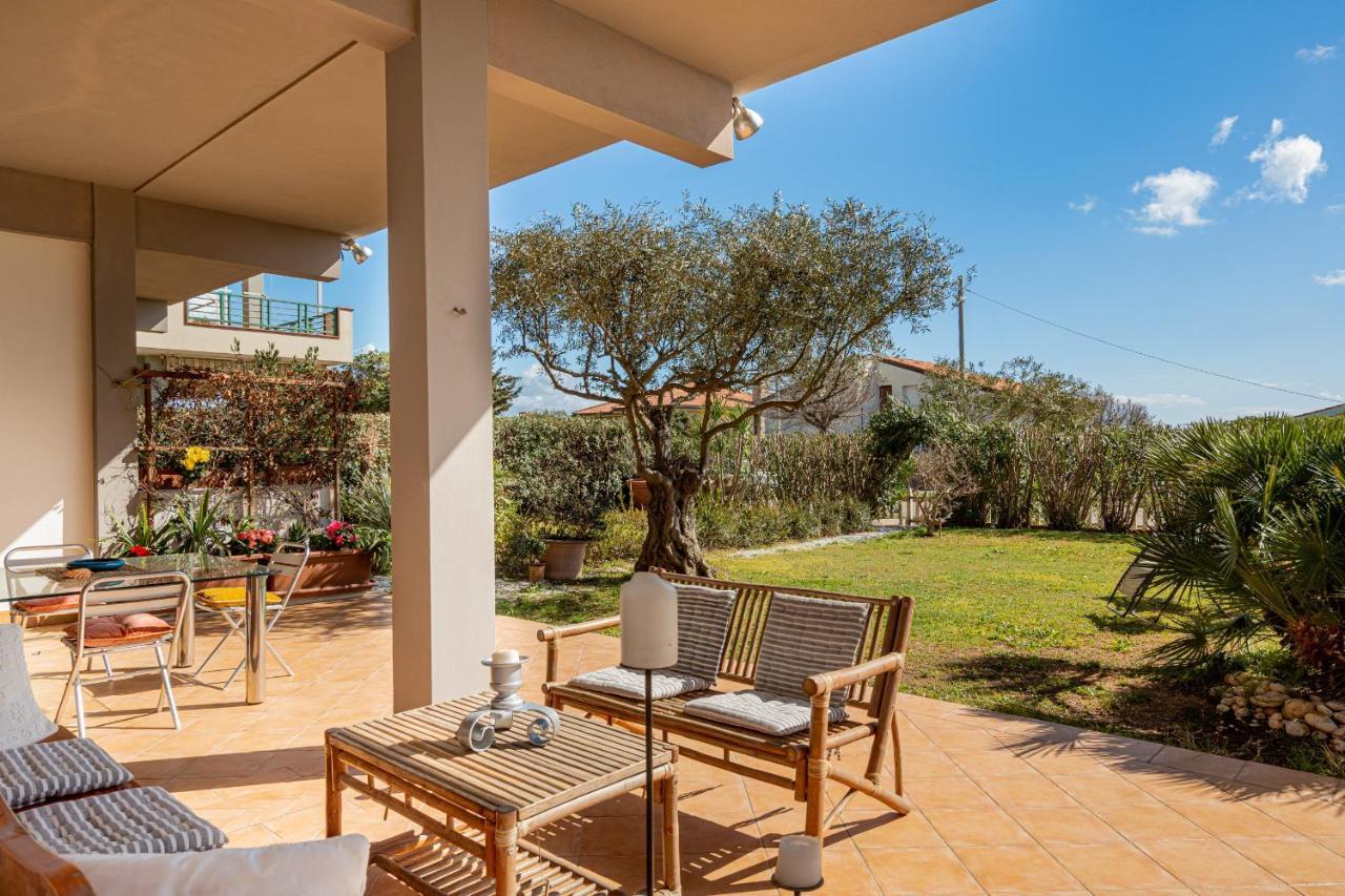 Villa Arrecifes Fertilia Extérieur photo
